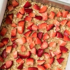 easy strawberry oatmeal bars photo with text