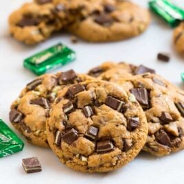 Easy Andes Mint Cookies. Thick, soft, chewy, and healthy recipe made with whole wheat flour. These treats are one of our absolute favorite Christmas cookies and great for St Patrick’s Day too!