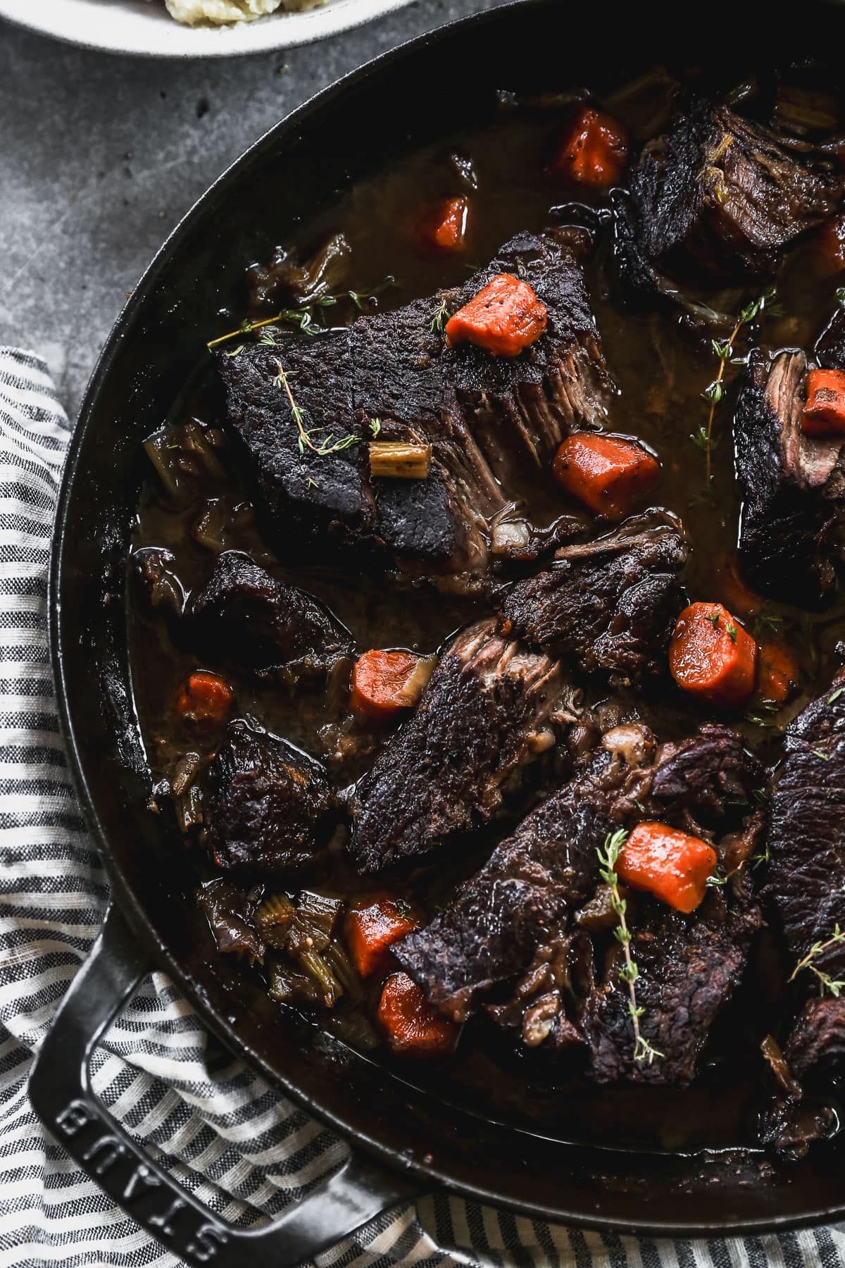 red wine braised beef in dutch oven