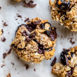Dark Chocolate Chip Cherry Cookies with oatmeal