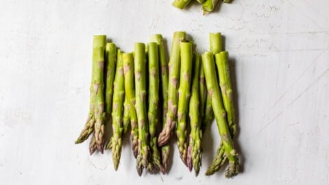 Raw asparagus spears