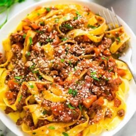 Healthy weeknight Turkey Bolognese. Easy recipe and tastes authentic! The thick, rich sauce tastes like it’s been simmering all day, but is ready in minutes, not hours. Recipe at wellplated.com.